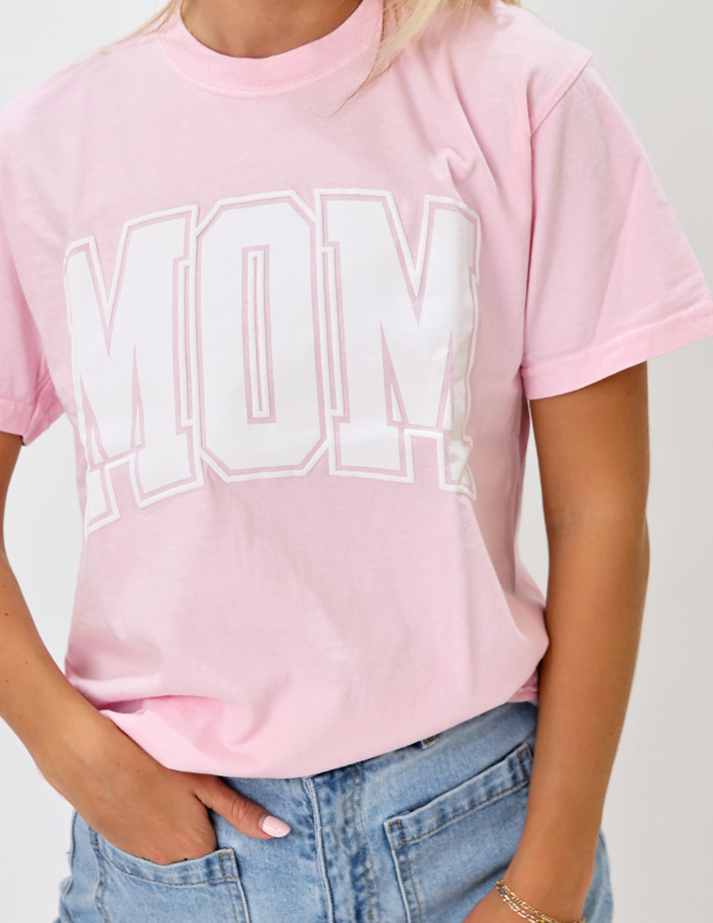 Mom Puff Outline Tee